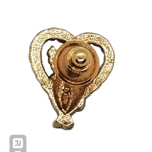 AVON 1994 ANGEL OF LOVE CHERUB HEART PIN - Picture 2 of 3